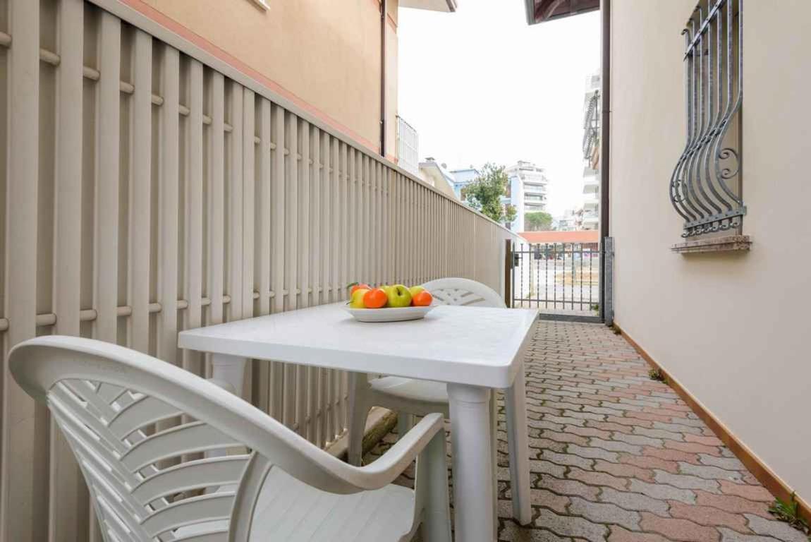 Apartments In Lignano 21774 Lignano Sabbiadoro Kültér fotó